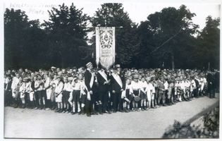 Königsberg (Pr.), Stadtkreis Königsberg  Königsberg (Pr.), Hindenburg-Oberrealschule, Hindenburgfeier Königsberg, Schulen