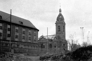 Königsberg (Pr.), Stadtkreis Königsberg Viehmarkt 9 Königsberg, Die zerstörte Lutherkirche Königsberg, Zweiter Weltkrieg und das Ende