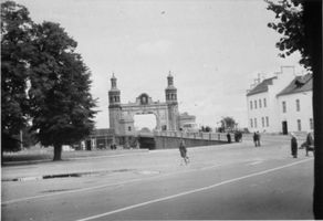 Tilsit, Stadt, Stadtkreis Tilsit  Tilsit, ehemaliger Fletcherplatz mit Blick zur Königin-Luise-Brücke I Tilsit, Luisen-Brücke, Portale und Grenzkontrollstellen