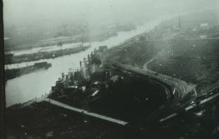 Königsberg (Pr.), Stadtkreis Königsberg  Königsberg, Pregel mit Hafenbecken, Luftbild 