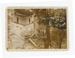 Tilsit, Stadt, Stadtkreis Tilsit Lindenstraße Tilsit, Lindenstraße, Ein durch Bombentreffer zerstörtes Haus 
