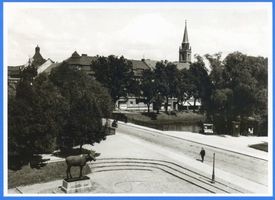 Gumbinnen, Stadt, Kreis Gumbinnen Magazinplatz Gumbinnen, An der großen Brücke IV Gumbinnen, Elchdenkmal
