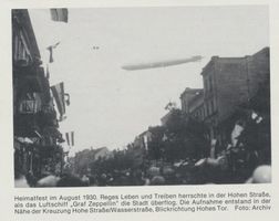 Tilsit, Stadt, Stadtkreis Tilsit Hohe Straße Tilsit, Heimatfest 22.-24.08.1930, Luftschiff  Graf Zeppelin  über der Hohenstraße Tilsit, Veranstaltungen, Feste