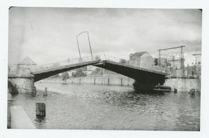 Königsberg (Pr.), Stadtkreis Königsberg  Königsberg, Brücke nach der Zerstörung (Honigbrücke) ???? 