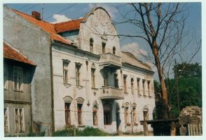 Kuckerneese, Ort, Kreis Elchniederung Hohe Straße Kuckerneese, Haus Hohe Straße 3 im Jahr 1995 Kuckerneese, Hohe Straße