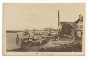 Tilsit, Stadt, Stadtkreis Tilsit  Tilsit, Dampfer-Anlegeplatz östlich der Luisen-Brücke VI Tilsit, südliches Memelufer östlich der Luisenbrücke