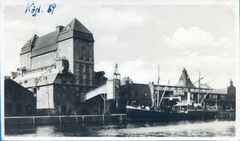 Königsberg (Pr.), Stadtkreis Königsberg  Königsberg (Pr.), Getreidespeicher mit Werfthalle Königsberg, Innerer Hafen (Alter Hafen östlich der alten Eisenbahnbrücke)