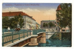 Gumbinnen, Stadt, Kreis Gumbinnen  Gumbinnen, Pissabrücke mit Friedrich-Wilhelm-Platz 