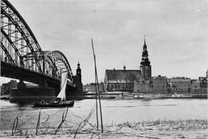 Tilsit, Stadt, Stadtkreis Tilsit  Tilsit, Königin-Luise-Brücke und Deutsche Kirche von Übermemel aus IV Tilsit, Luisen-Brücke