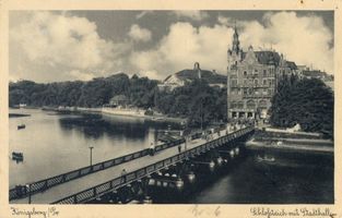 Königsberg (Pr.), Stadtkreis Königsberg  Königsberg (Pr.), Schloßteich mit Brücke und Stadthalle Königsberg, Stadthalle