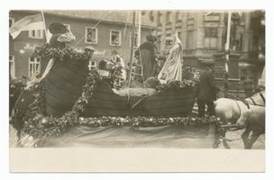 Tilsit, Stadt, Stadtkreis Tilsit Schenkendorfplatz Tilsit, Schenkendorfplatz, Provinzial-Sängerfest am 28.06.1931 VI Tilsit, Schenkendorfplatz