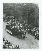 Tilsit, Stadt, Stadtkreis Tilsit Gerichtsstraße Tilsit, Heimatfest 22.-24.08.1930, Prunkwagen im Festumzug 
