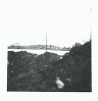 Tilsit, Stadt, Stadtkreis Tilsit  Tilsit, Die gesprengte Luisenbrücke, aus dem Schützengraben in der Nähe des Ruderklubs XII 