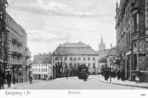 Königsberg (Pr.), Stadtkreis Königsberg Bergplatz Königsberg, Bergplatz, Burow-Denkmal, Straßenbahn Königsberg, Stadtteil Löbenicht