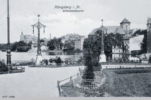 Königsberg (Pr.), Stadtkreis Königsberg Münzplatz Königsberg, Schloßteich, rechts die Burgkirche III Königsberg, Burgkirche