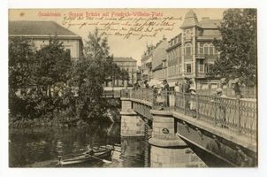 Gumbinnen, Stadt, Kreis Gumbinnen Königsplatz Gumbinnen, Große Brücke mit Friedrich-Wilhelm-Platz 