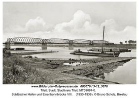 Tilsit, Stadt, Stadtkreis Tilsit   Tilsit, Privater und Städtischer Hafen an der Eisenbahnbrücke