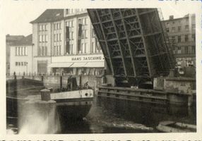 Königsberg (Pr.), Stadtkreis Königsberg  Königsberg (Pr.), Brücke, geöffnet II 