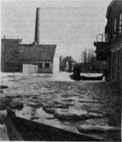 Tilsit, Stadt, Stadtkreis Tilsit Schloßplatz Tilsit, Überschwemmung auf dem Schlossplatz III Tilsit, Winter